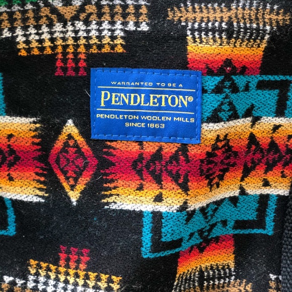 Pendleton Southwestern Wool Duffle Bag - Picture 6 of 6